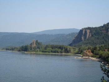 Rocks on the Columbia River
